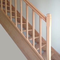 Escalier droit sur-mesure en bois sans contremarche